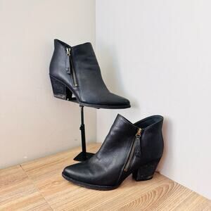 Zodiac Margot Black Leather Ankle Bootie Women’s Size 9